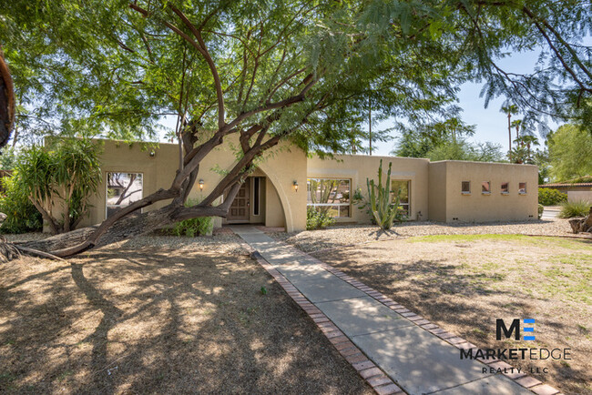 Foto del edificio - 4Bed/2.5Bath Home at 56th/Cactus! $399 MOV...