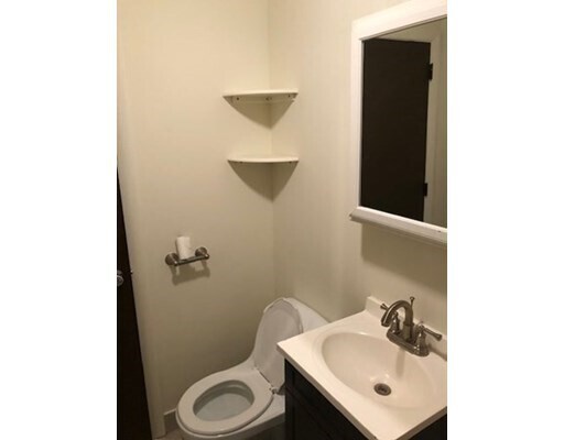 Foto del edificio - 180 Central St