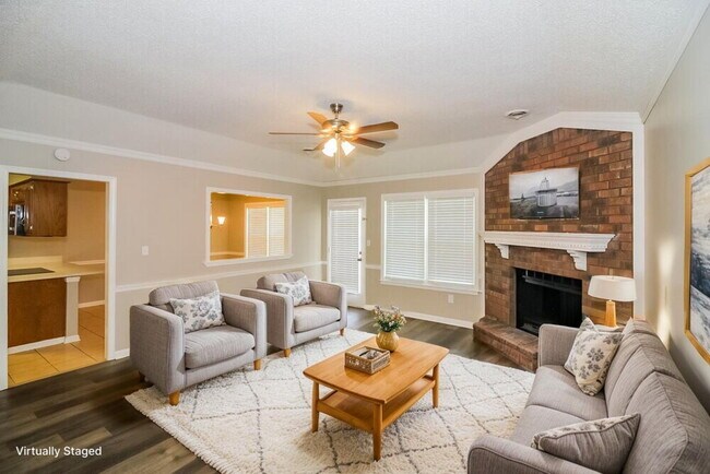 Foto del edificio - 4369 Pointe North Cove