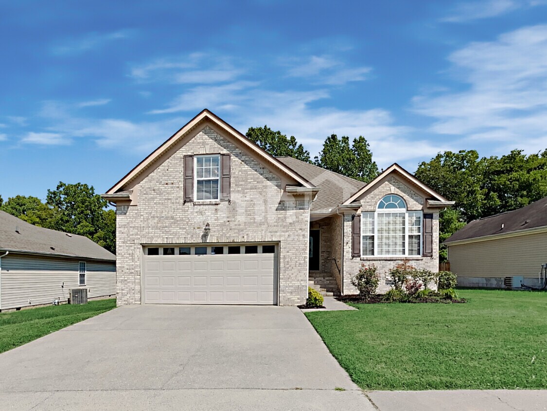 Primary Photo - 977 Chesire Way
