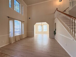 Building Photo - 410 Willow Pointe Dr