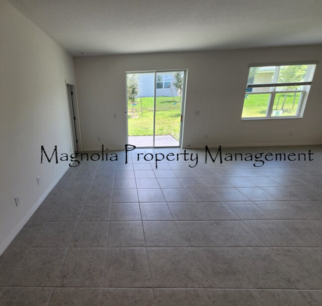 Foto del edificio - 4 Bedroom 2 Bathroom in Tarpon Bay-Haines City