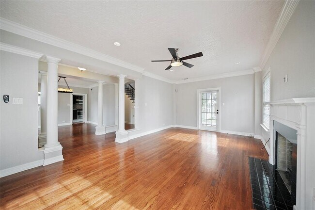 Foto del edificio - 3221 Ewing St
