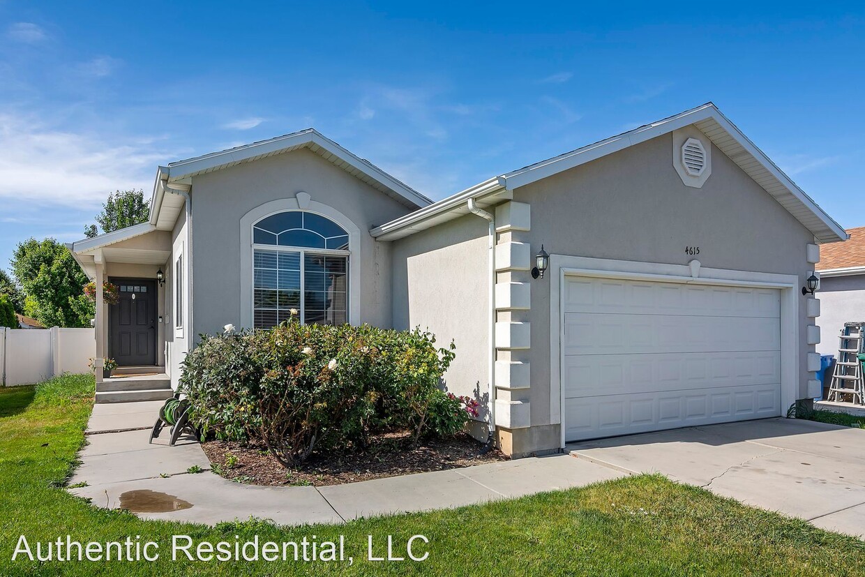Foto principal - 6 br, 3 bath House - 4615 W Ferguson Way