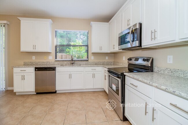 Building Photo - 9181 Venezia Plantation Dr