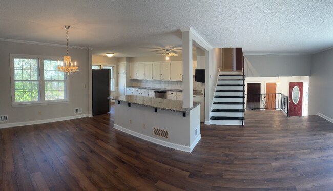 Building Photo - 1280 State Rd S-28-484