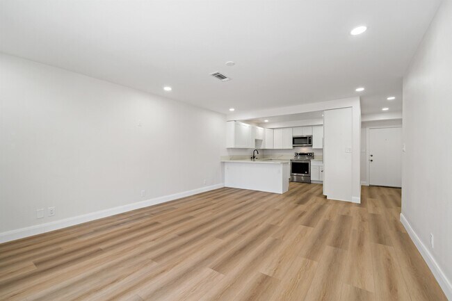 Building Photo - 1360 Shadow Lane114 M