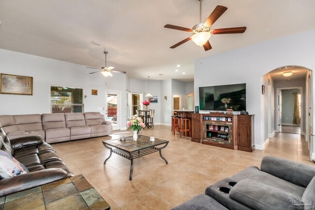 Foto del edificio - 5202 English Oak Dr