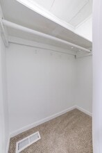 Building Photo - 1531 W 46th St