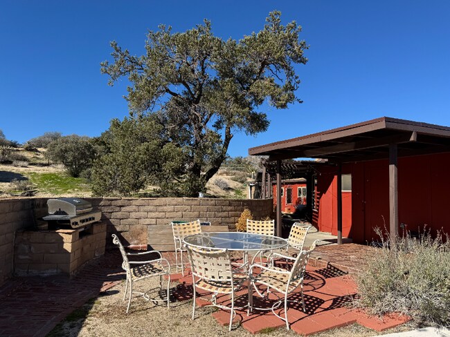 Foto del edificio - 70625 Granite Ln