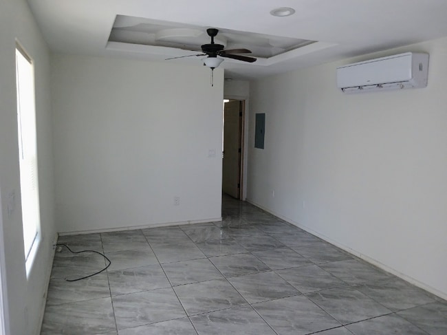 Foto del edificio - 1012 S 17 1/2 St