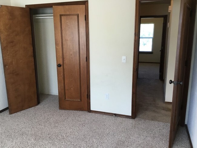 2801 Devonshire Dr Norman Ok 73071 House For Rent In Norman