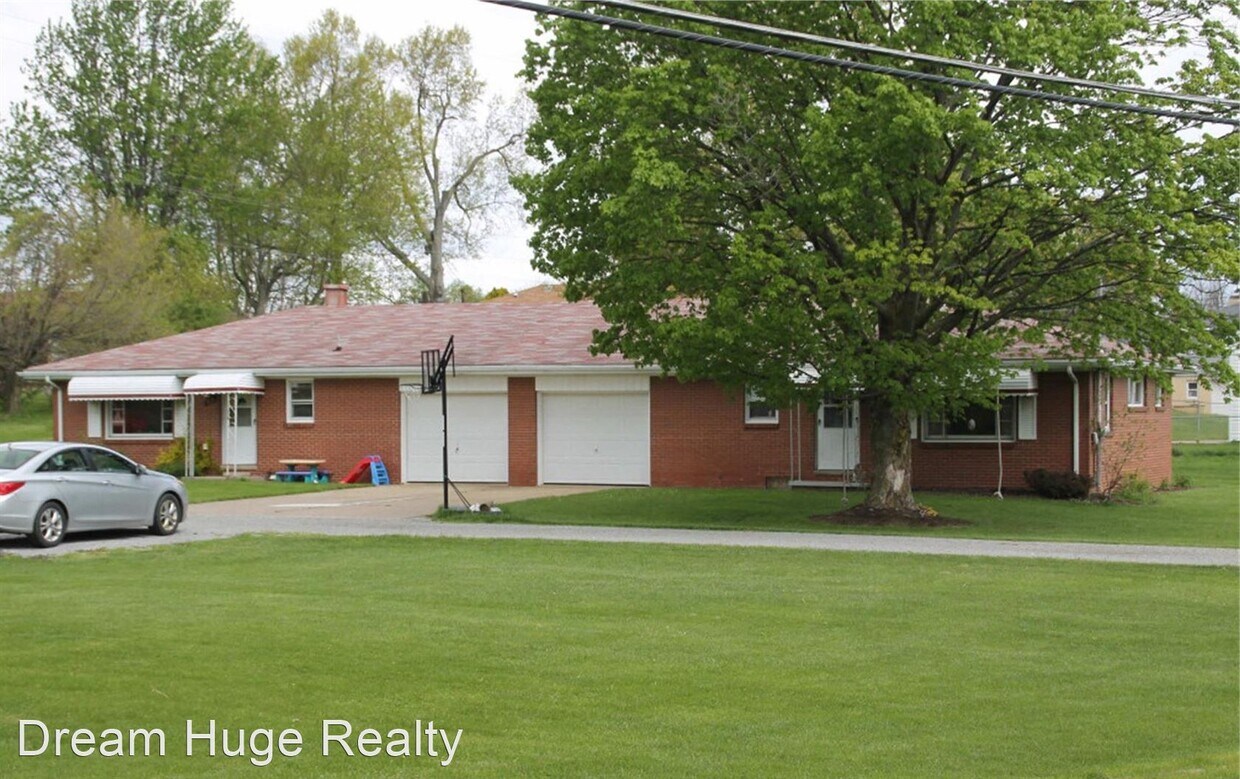 Primary Photo - 3 br, 1 bath House - 705 LINDAIRE LN