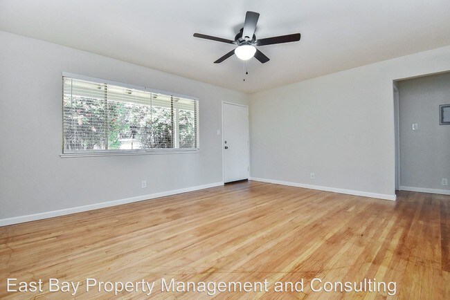 Building Photo - 2 br, 1 bath House - 20862 Ashfield Ave