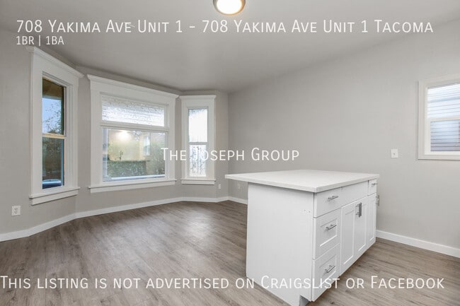 Building Photo - Beautifully updated 1 bed/1 bath in the he...