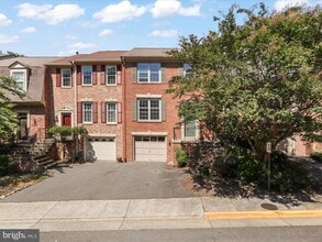 Building Photo - 5929 Woodfield Estates Dr