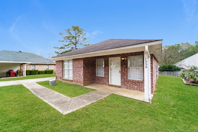 Building Photo - 1556 Chelsea Ln