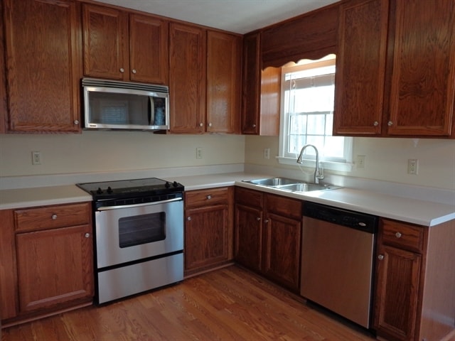 Building Photo - 135 New Hope Drive