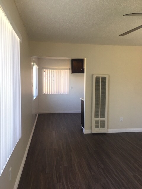 Building Photo - 10791 Los Alamitos Blvd
