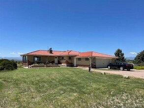 Building Photo - 7966 Elmwood Ln