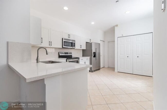 Building Photo - 4232 Vineyard Cir