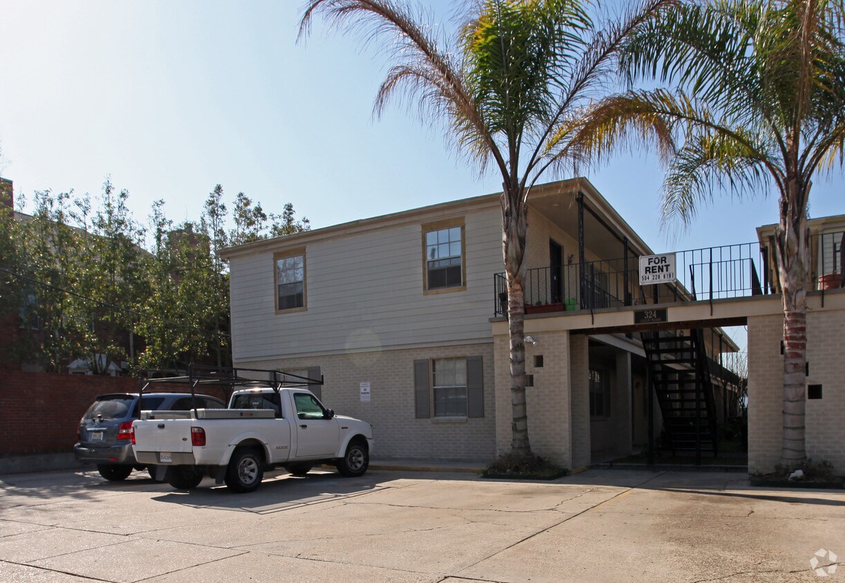 Foto del edificio - 324 Codifer Blvd