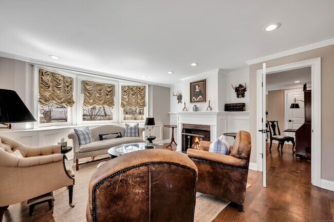 Building Photo - 75 Green Hill Rd