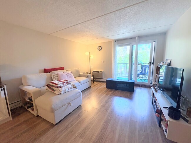 Foto del edificio - 12 Ellery St