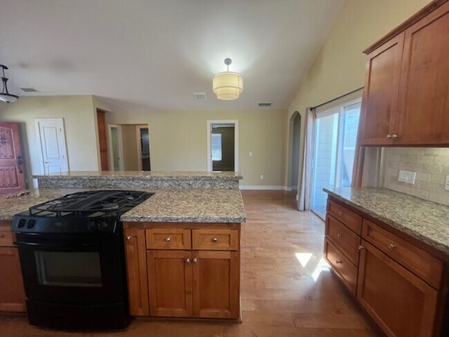 Foto del edificio - 2103 Price St