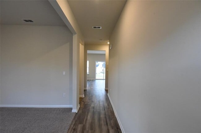 Building Photo - 41 Westerly Sta