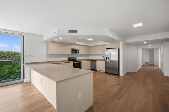 Foto del edificio - 1500 Bay Rd
