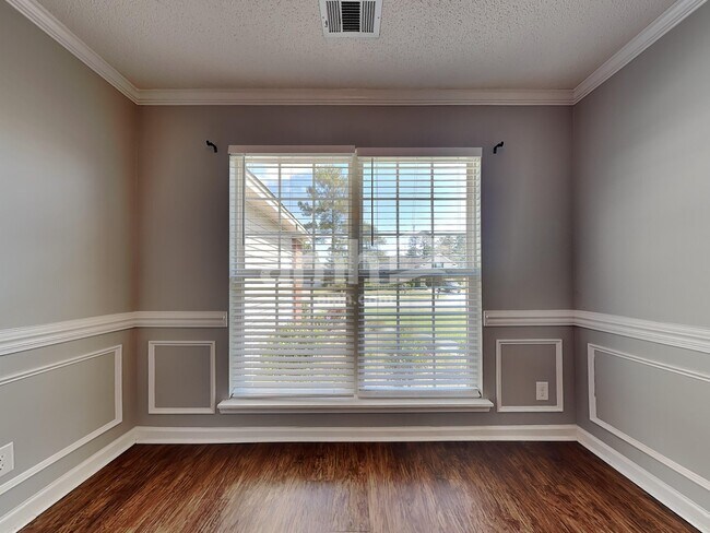 Foto del edificio - 428 Plantation Pl