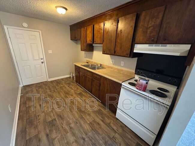 Foto del edificio - 1436 Barnes St
