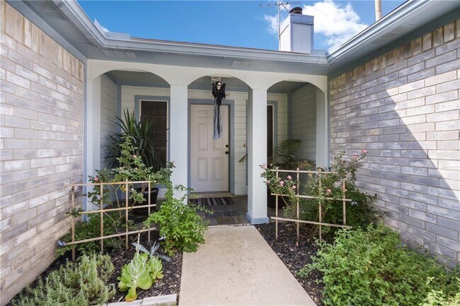 Foto del edificio - 1252 Lacey Oak Loop
