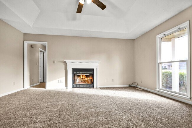 Foto del edificio - Ranch Home on Creek Lot!