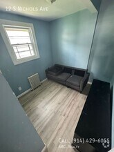 Building Photo - 12 S Nichols Ave
