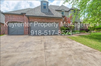 Building Photo - 11250 S 72nd E Ct