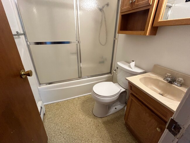 Foto del edificio - 612 E 3rd St