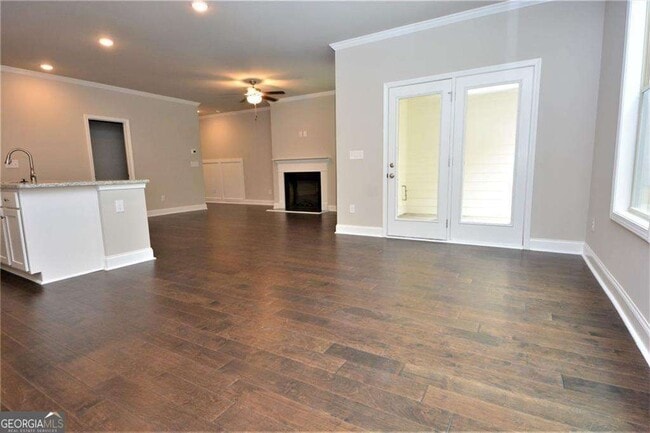 Building Photo - 2170 Manor Pointe Dr
