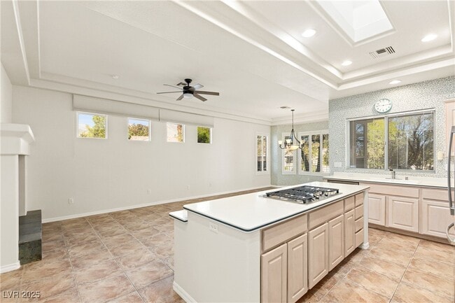 Foto del edificio - 10548 Findlay Ave