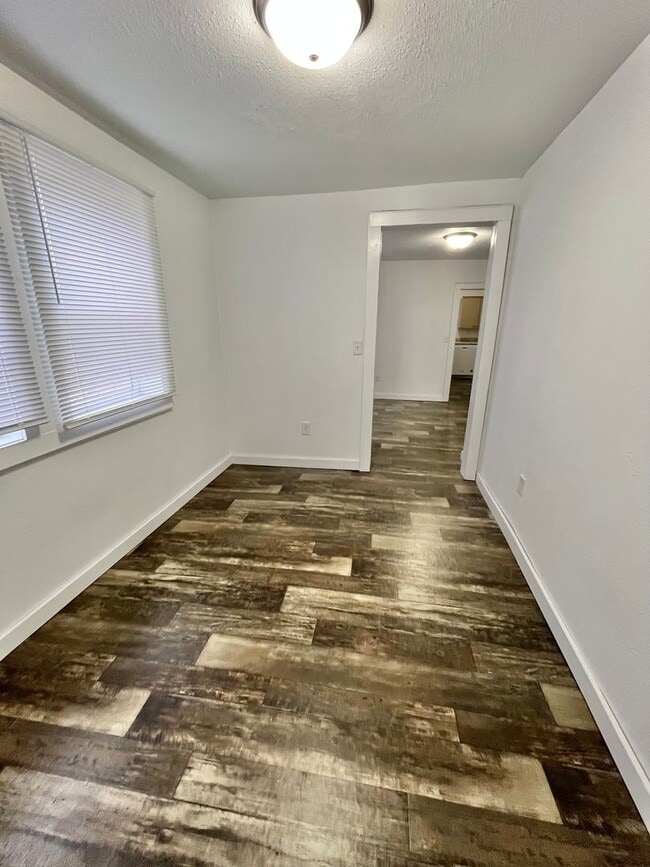 Foto del edificio - Affordable 3 Bed/1.5 Bath Near Downtown!