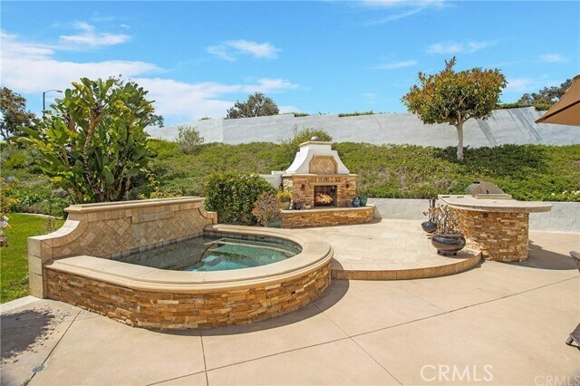 Building Photo - 27 Tirremia Dr