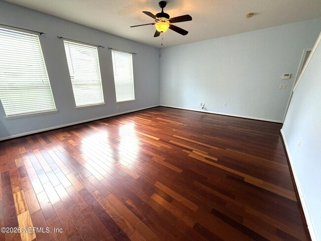 Building Photo - 321 Pecan Grove Dr