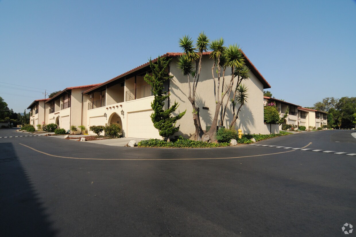 Foto del edificio - 120-136 Carlton Ave