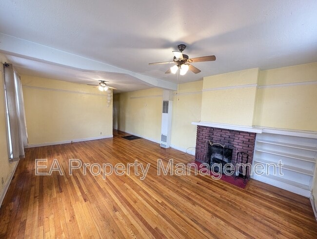 Building Photo - 808 13th St NW