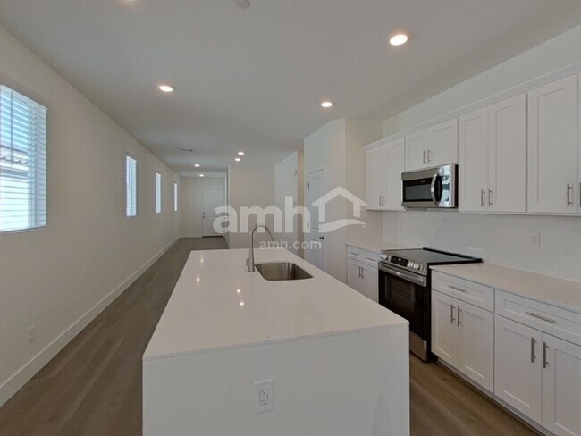 Foto del edificio - 901 English Primrose St