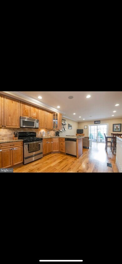 Kitchen - 920 S 20th St