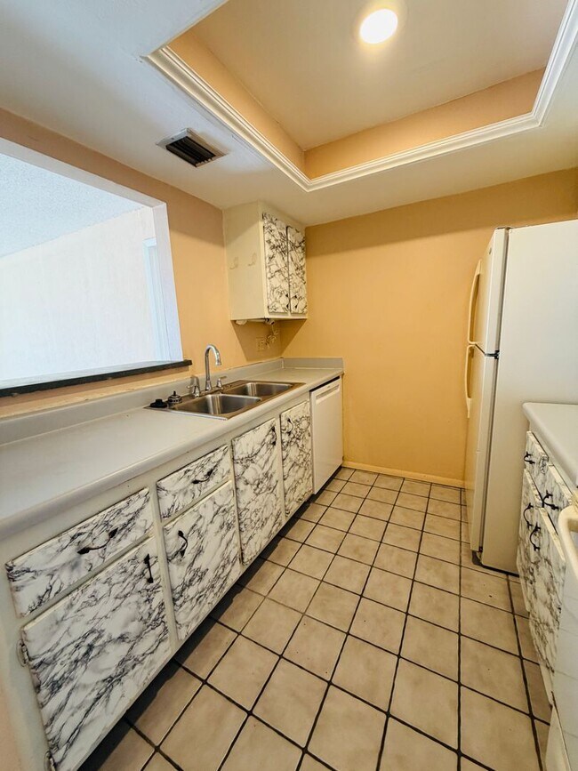 Foto del edificio - 3704 Broadway