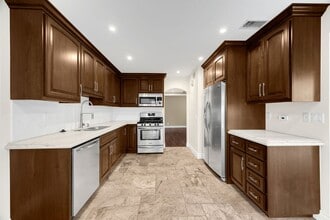 Building Photo - 219 Chinook Cir