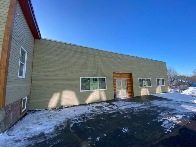 Building Photo - 114 N Franklin St